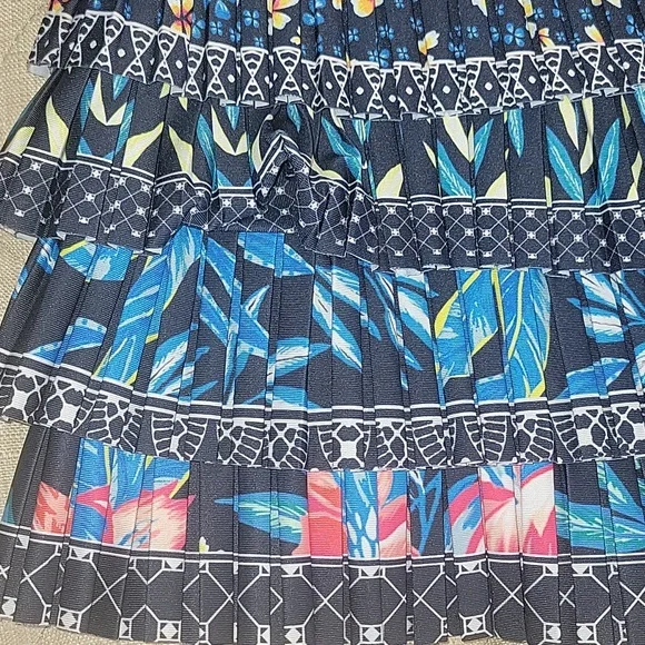 LUCKY IN LOVE skirt keeping it RIO Tennis Skort pleated skirt navy sz LARGE - Picture 4 of 7